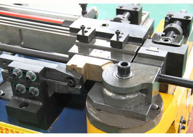CNC van het metaalKoolstofstaal de Buigende Machine van de Metaalpijp, Hydraulische Buisbuigmachine