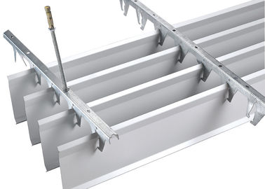 Het binnenlandse Aluminium schortte Lineaire het Plafondtegels van de Metaal Open Cel voor Metro de Materialen van de Postdecoratie op