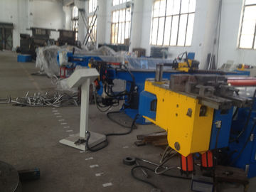 De Buigende Machine van de staalbuis